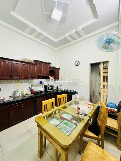 NHÀ 3TẦNG, HẺM 6m, QUẬN 8, GẦN AN DƯƠNG VƯƠNG, 4x11m, NHỈNH 5tỷ